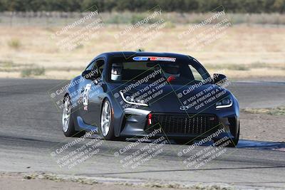 media/Sep-15-2024-Speed Ventures (Sun) [[7a54f7ed2f]]/Black Group/Session 1 (Outside Grapevine)/